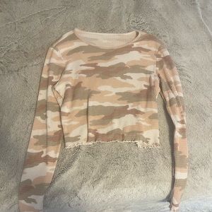 Camo crop top